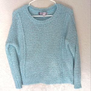 Jennifer Lopez sparkly light blue sweater